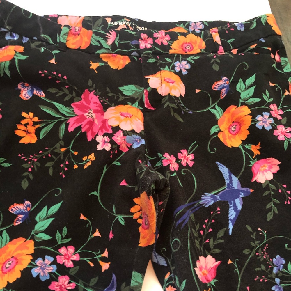 Old Navy Mid-Rise Pixie Ankle Pants for Women